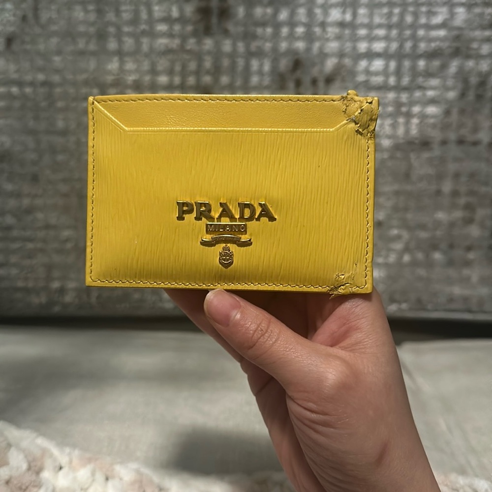 Prada Vitello Move Yellow Cardholder